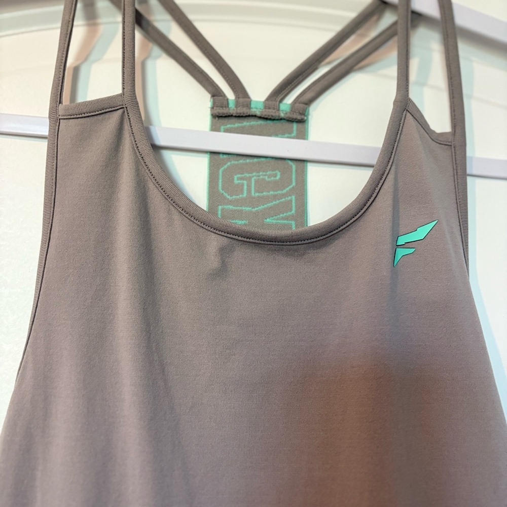 Flag Nor Fail Tank - Picture 2 of 6